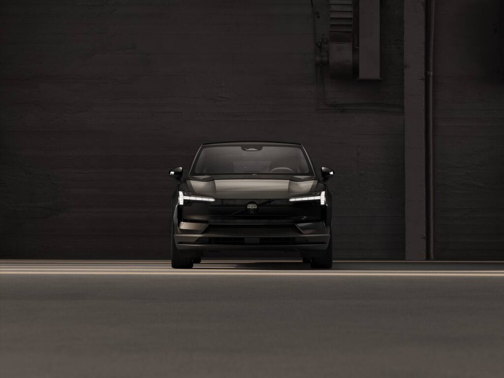 Volvo EX30 Black Edition