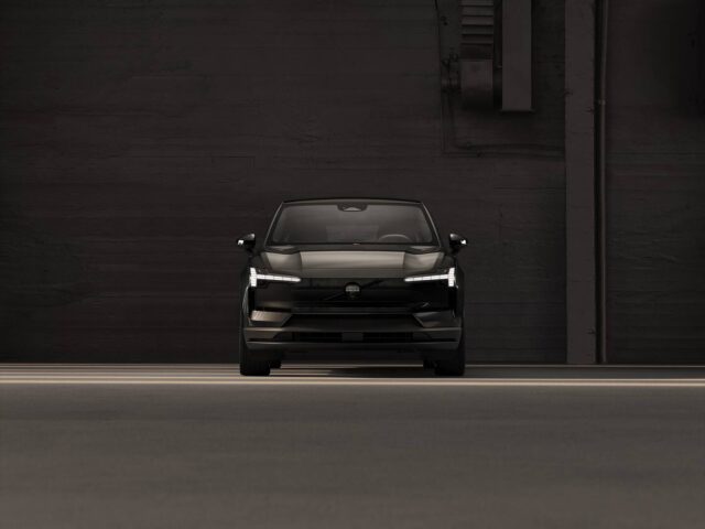 Volvo EX30 Black Edition