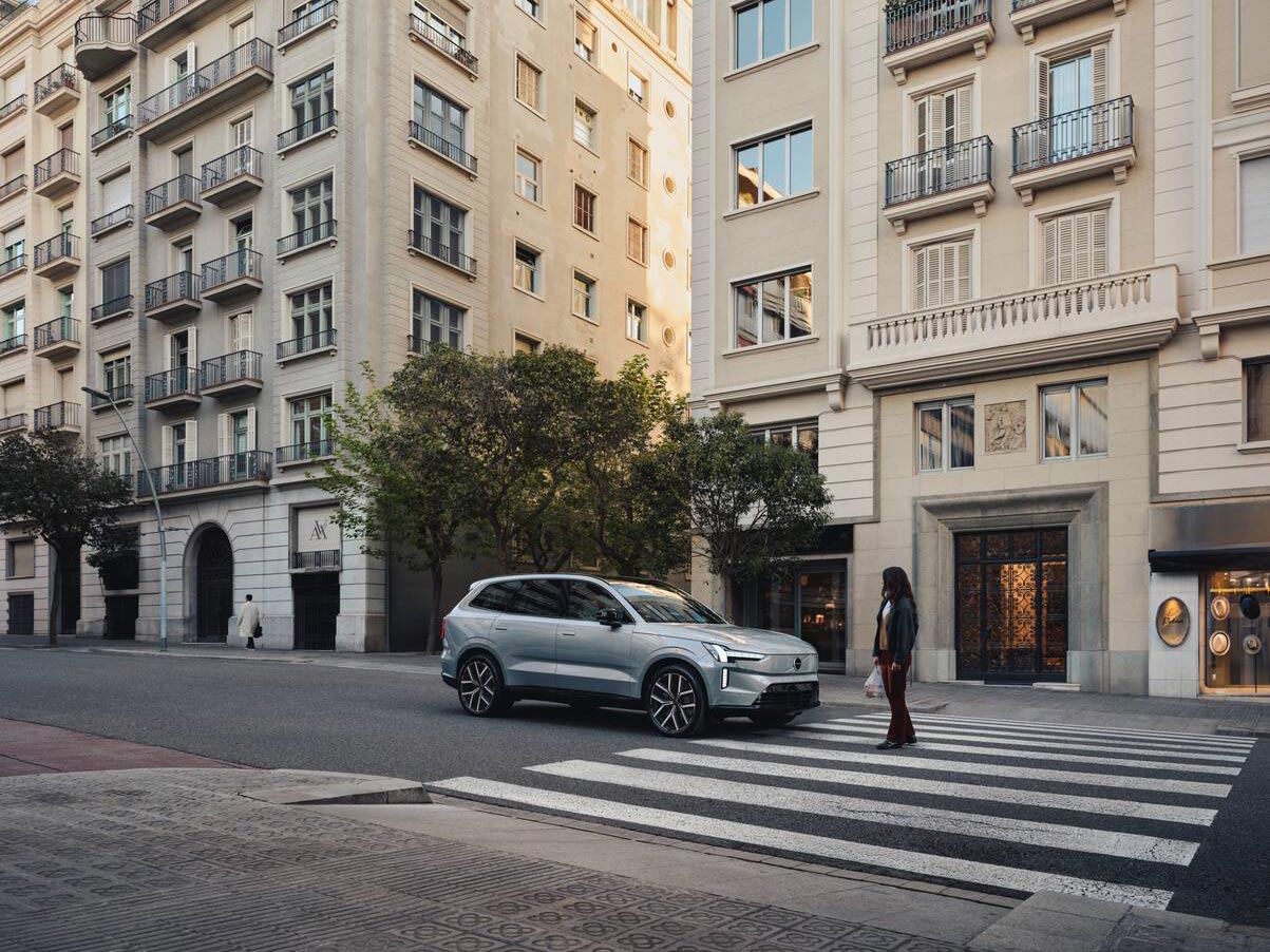 Volvo EX90
