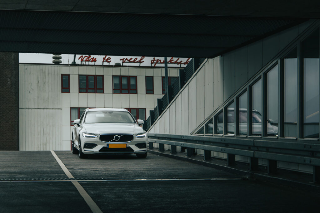 Volvo V60 v.s. Volvo V90