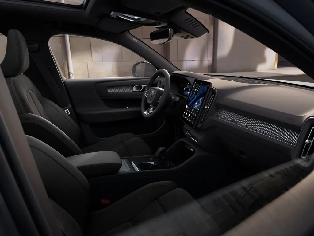 Volvo EX40