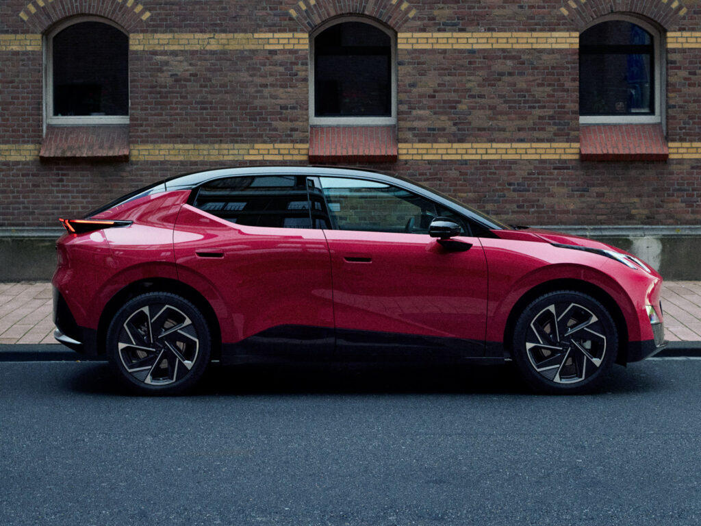 Nieuwe Lynk & Co modellen
Lynk & Co kopen
Lynk & Co leasen
Lynk & Co Private Lease
Lynk & Co Financial Lease
Lynk & Co dealer Nederland
Lynk & Co showroom
Lynk & Co 01
Lynk & Co 02