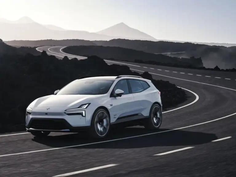 Polestar 4 SUV