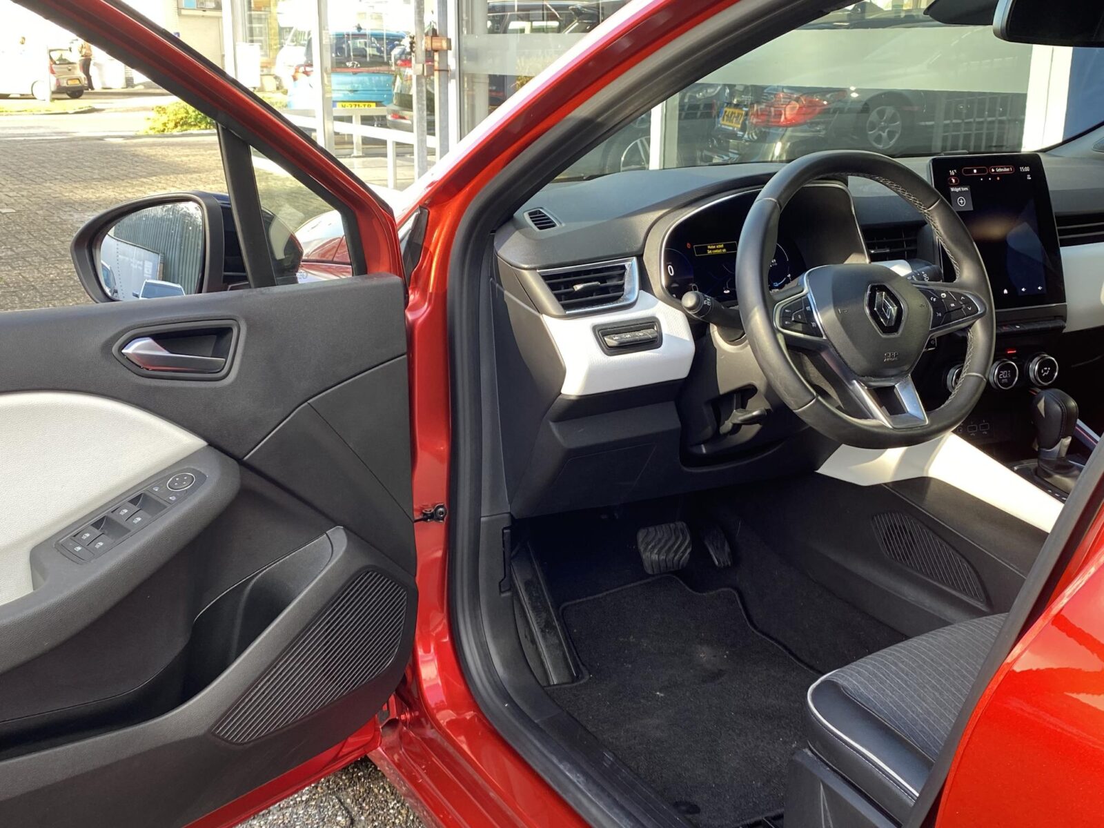 Renault Clio - Foto 10