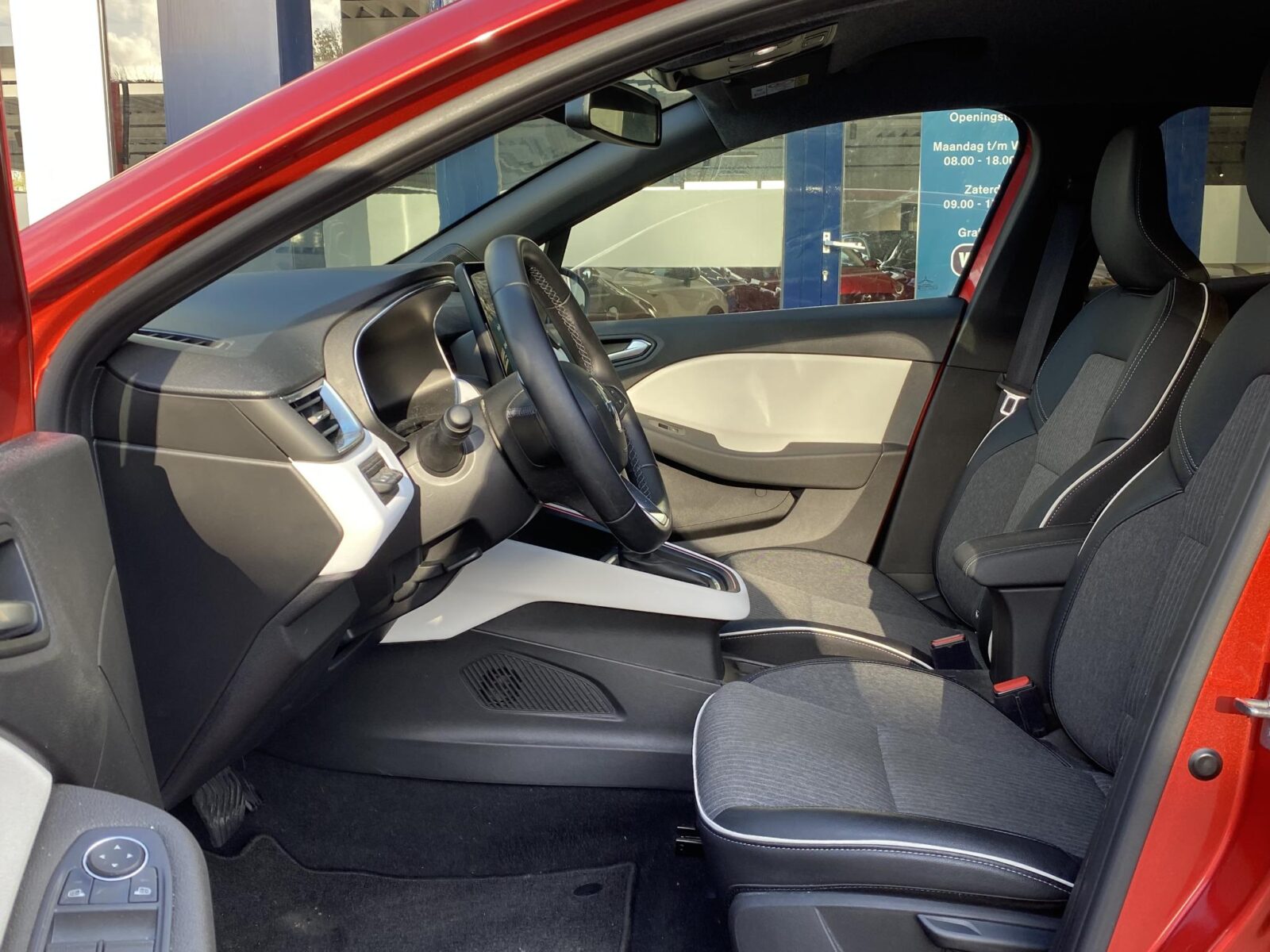 Renault Clio - Foto 11