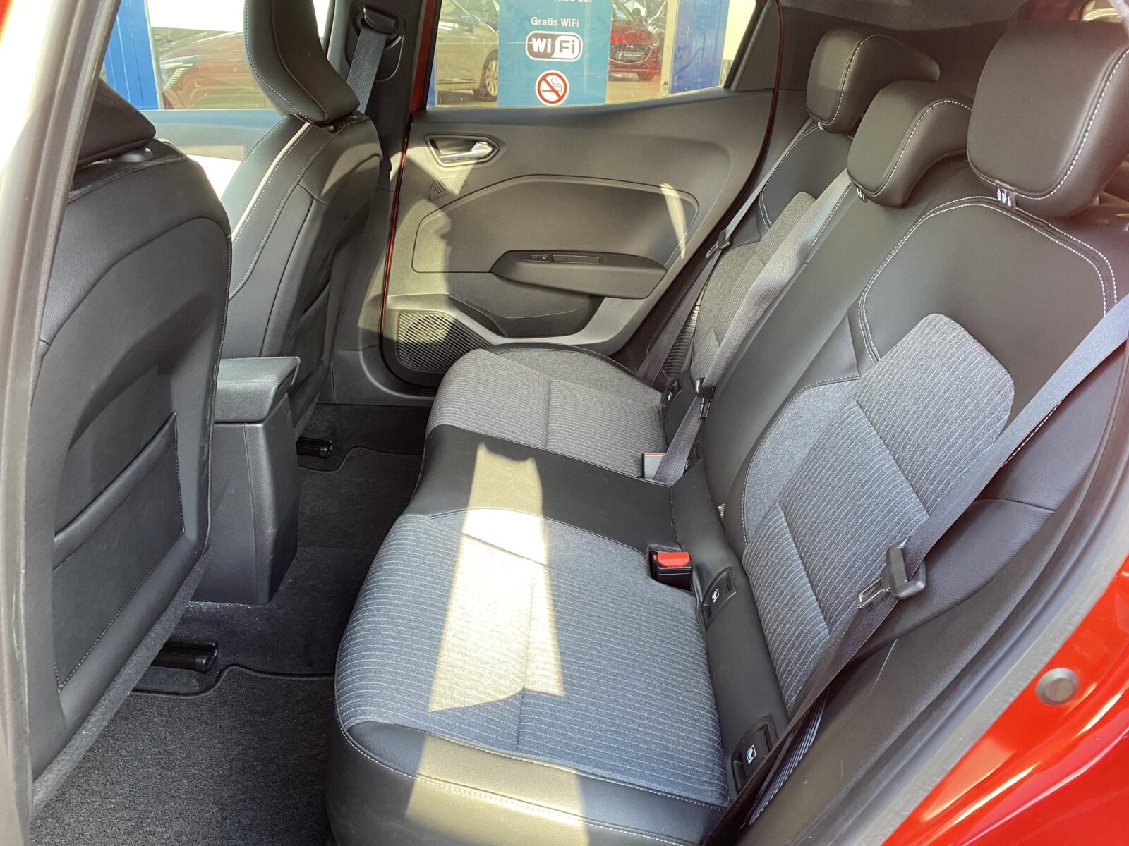 Renault Clio - Foto 13