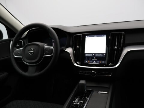 Volvo V60 B4 197PK Essential Edition