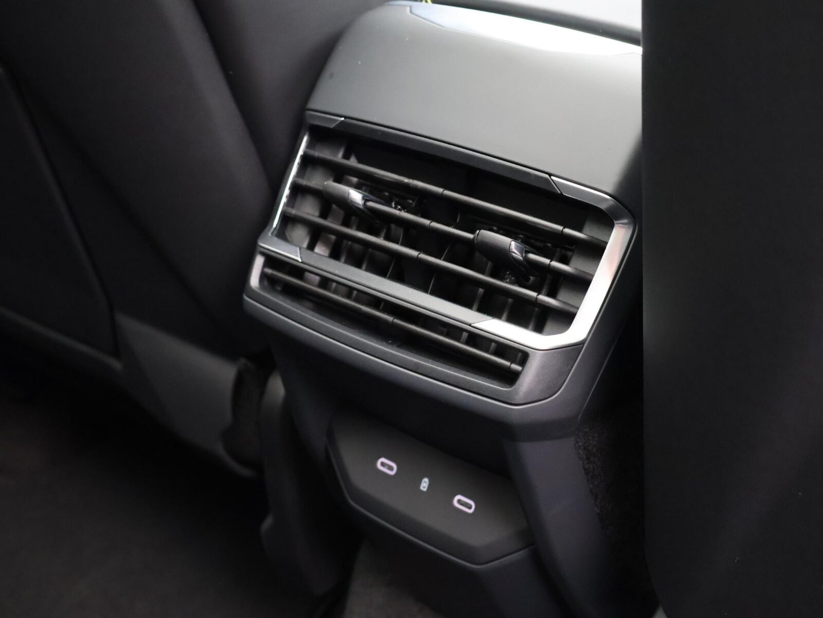 Lynk & Co 01 - Foto 29