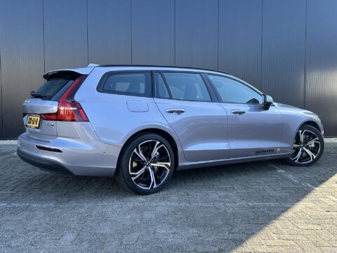 Volvo V60 2.0 T6 Plug-in hybrid AWD Core