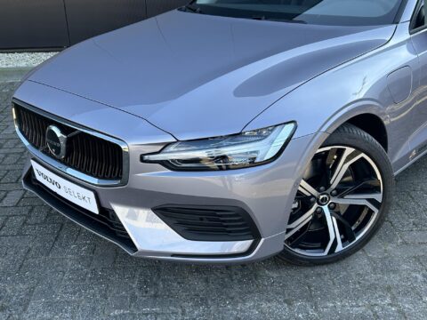 Volvo V60 2.0 T6 Plug-in hybrid AWD Core