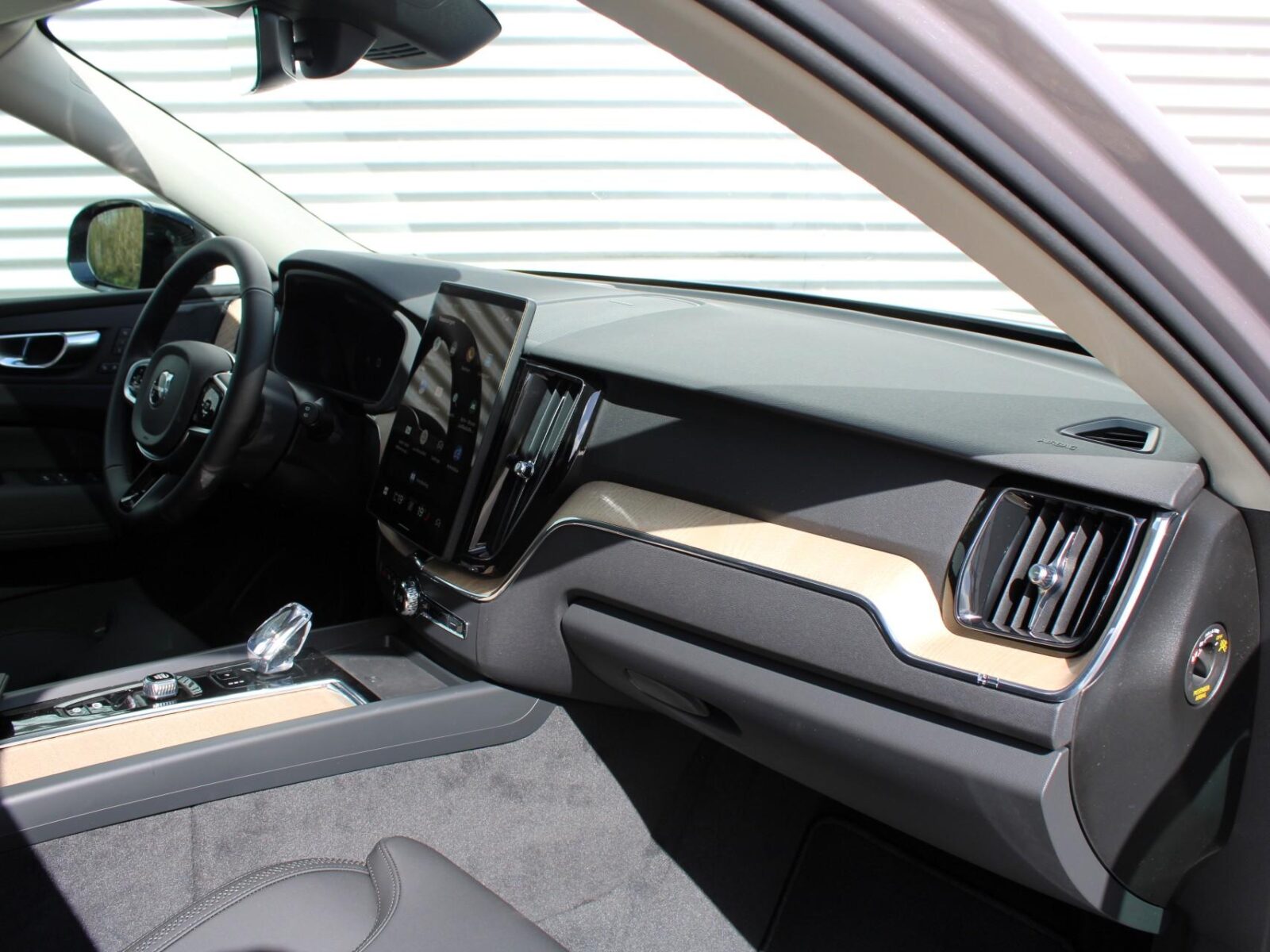 Volvo XC60 - Foto 17