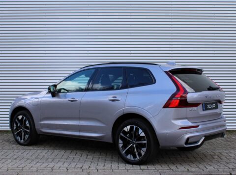 Volvo XC60 2.0 T6 Plug-in hybrid AWD Plus Dark