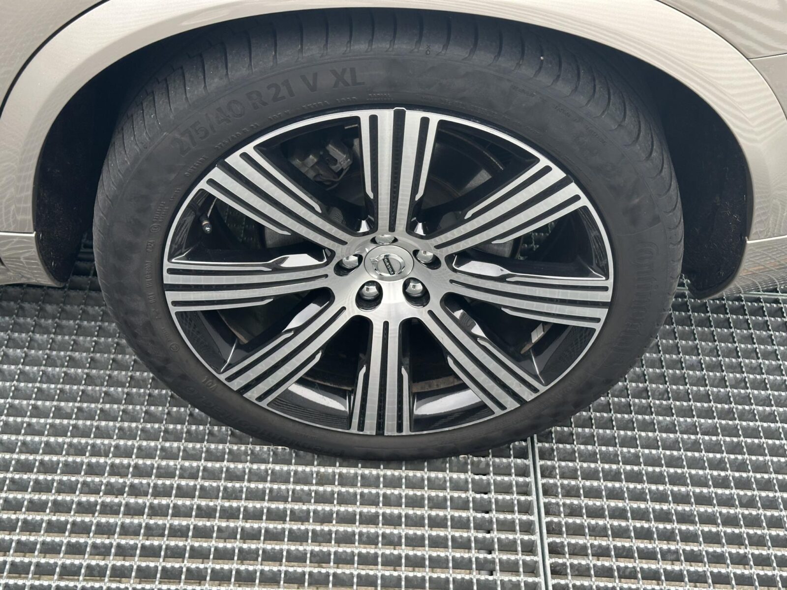 Volvo XC90 - Foto 16