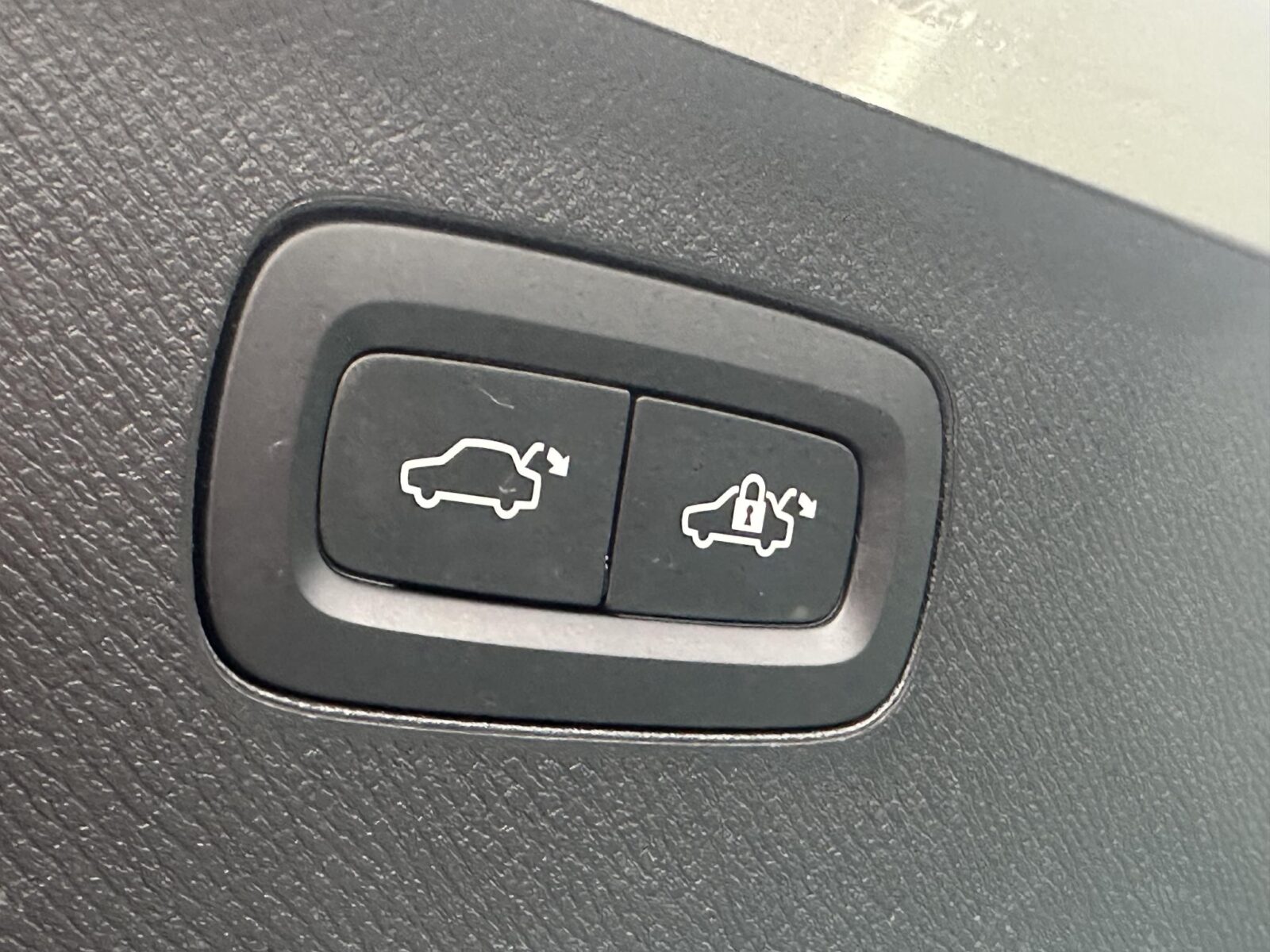 Volvo XC90 - Foto 18