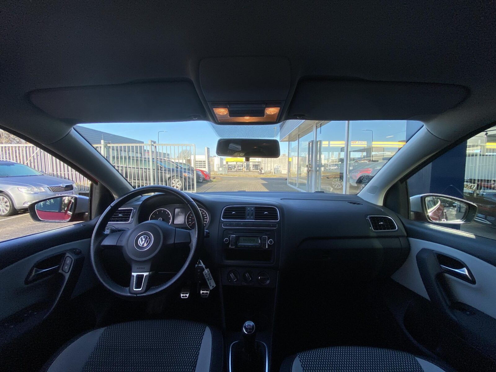 Volkswagen Polo - Foto 14
