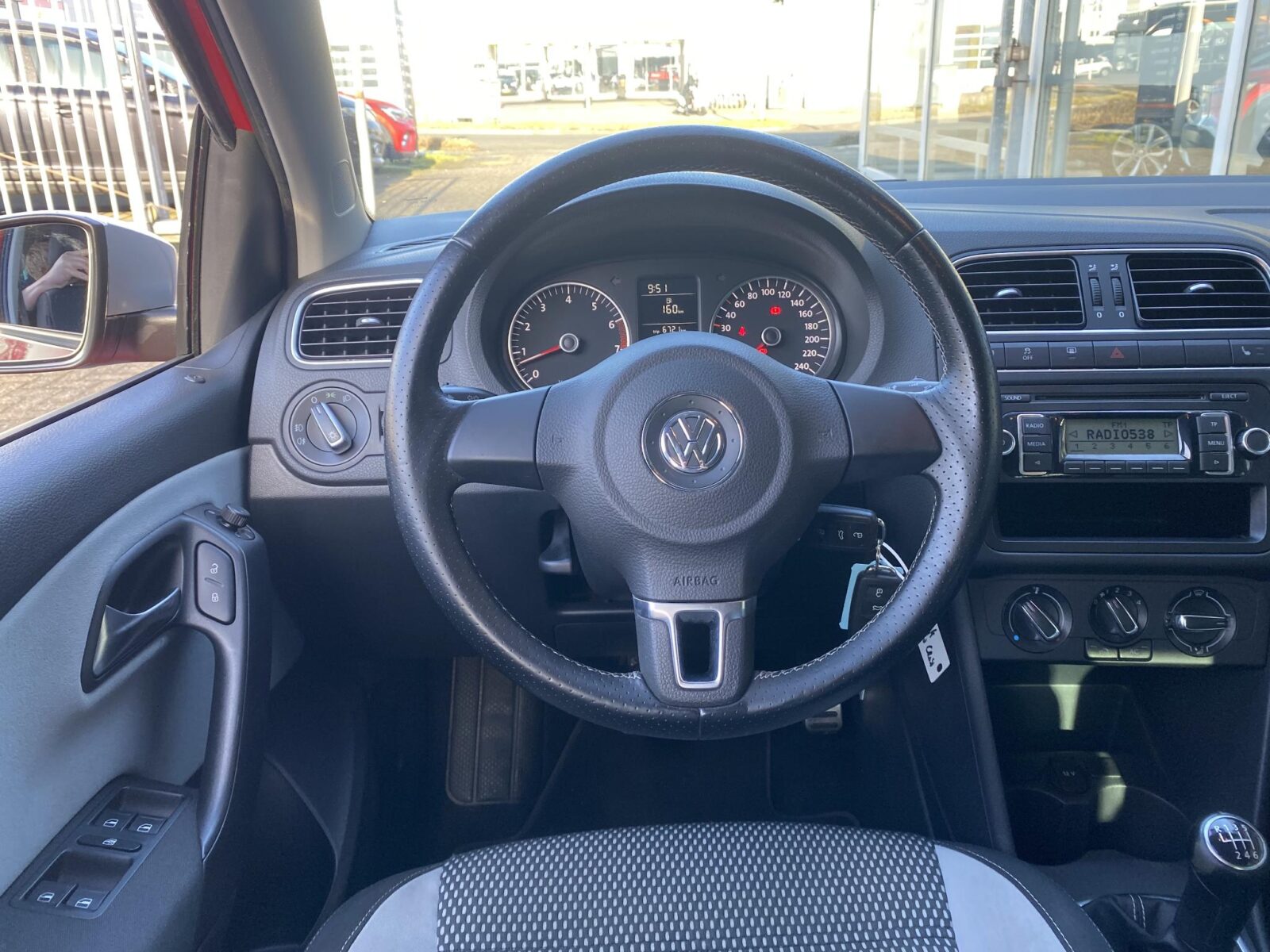 Volkswagen Polo - Foto 16