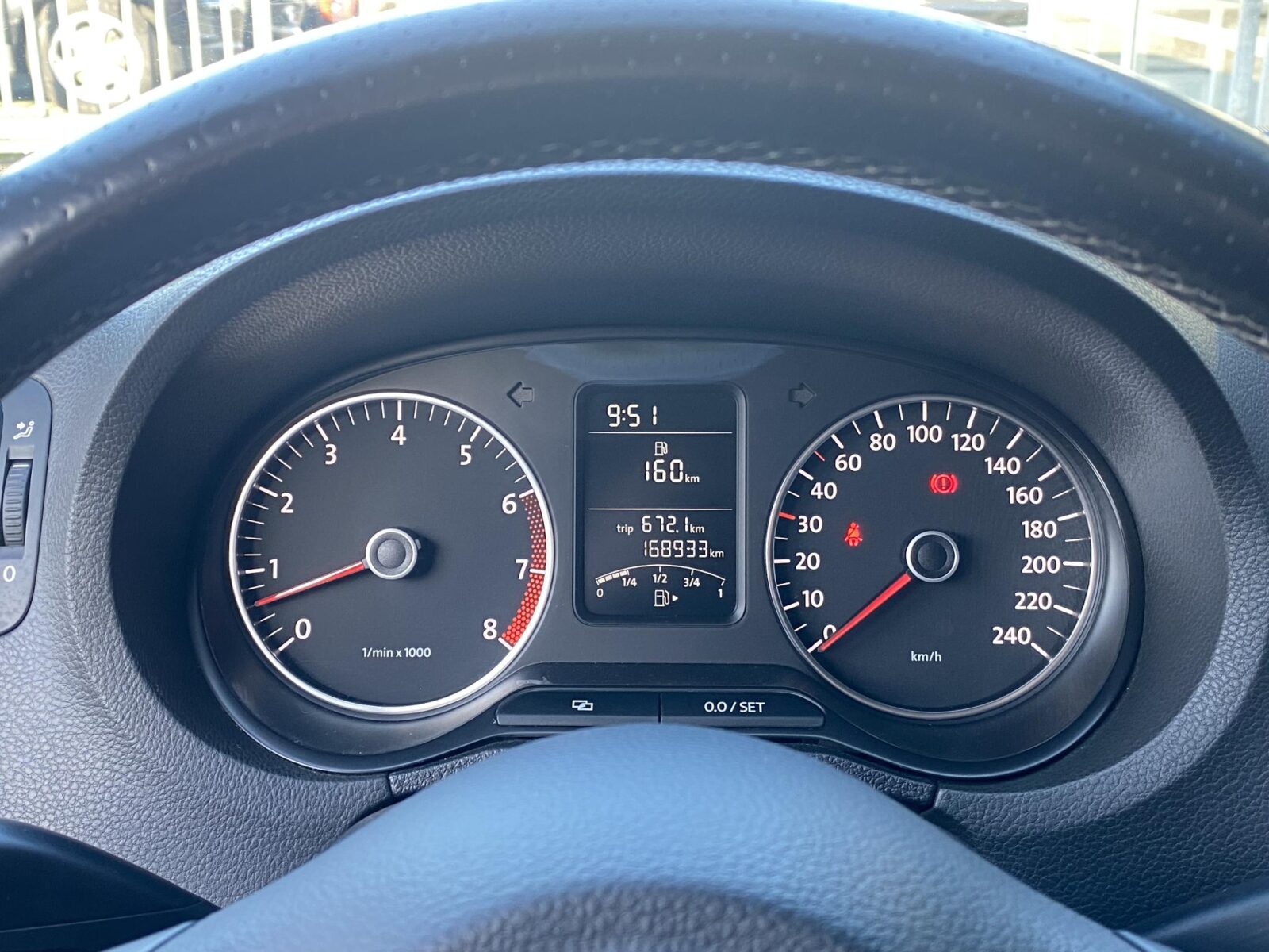 Volkswagen Polo - Foto 18