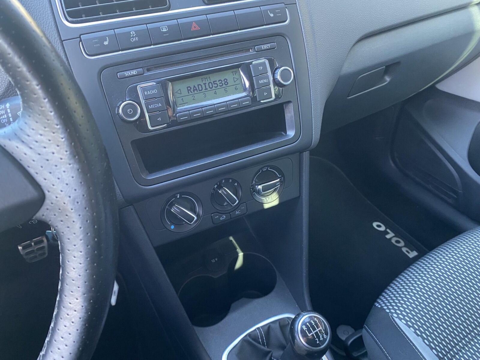 Volkswagen Polo - Foto 19