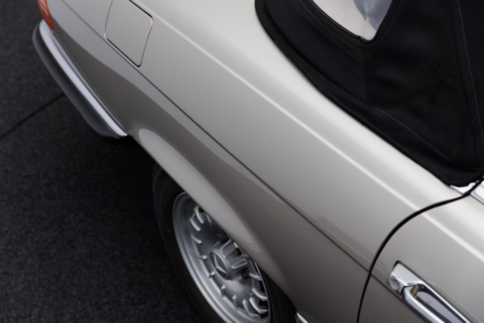 Mercedes-Benz SL - Foto 16