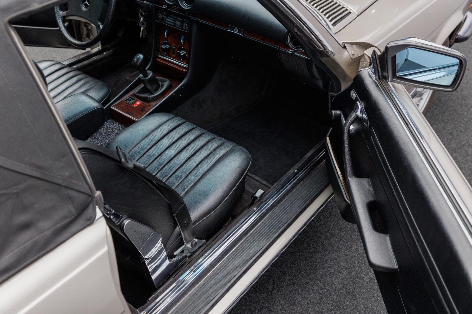 Mercedes-Benz SL - Foto 39