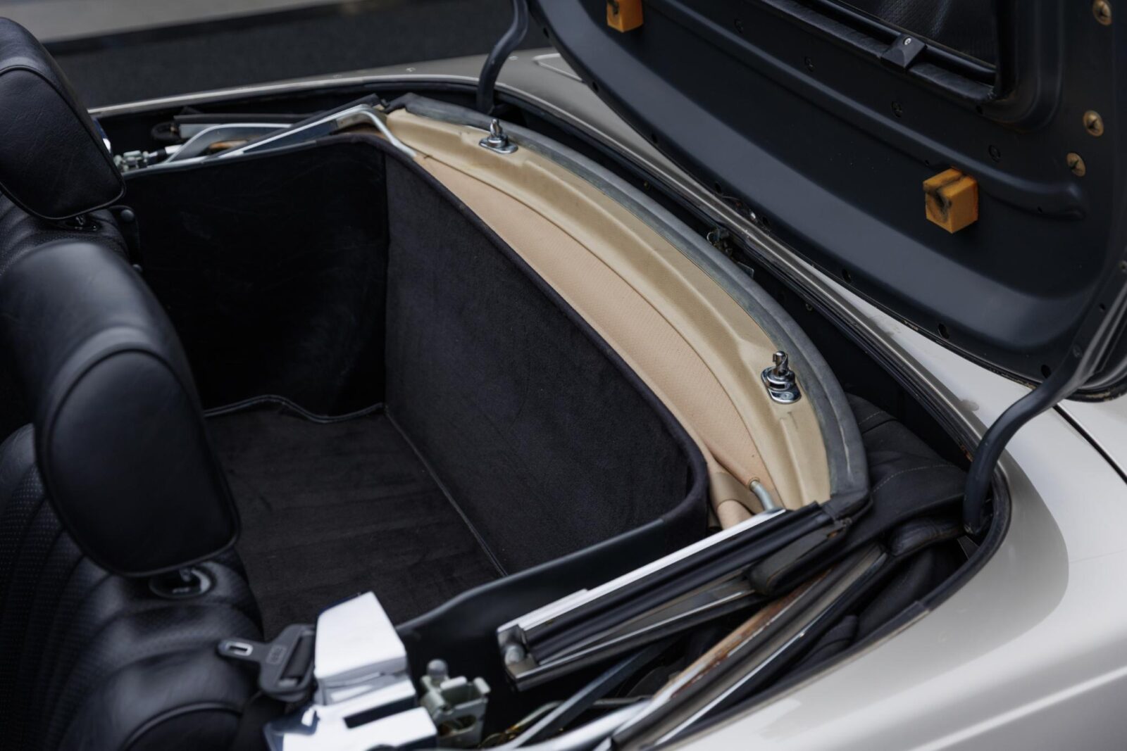 Mercedes-Benz SL - Foto 44