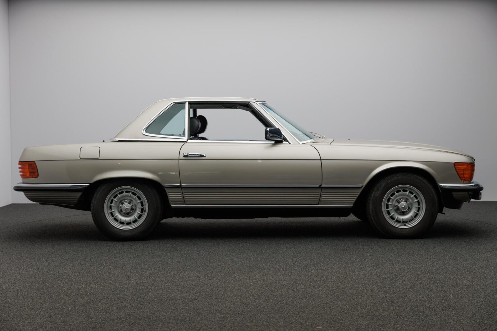 Mercedes-Benz SL - Foto 91