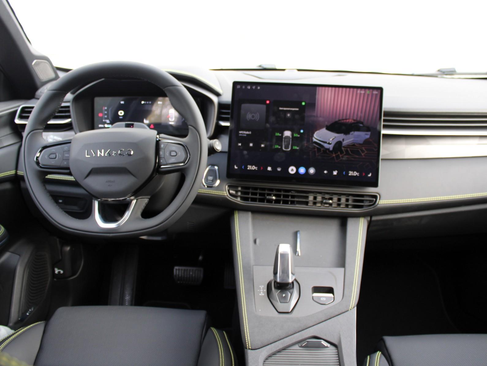 Lynk & Co 01 - Foto 15