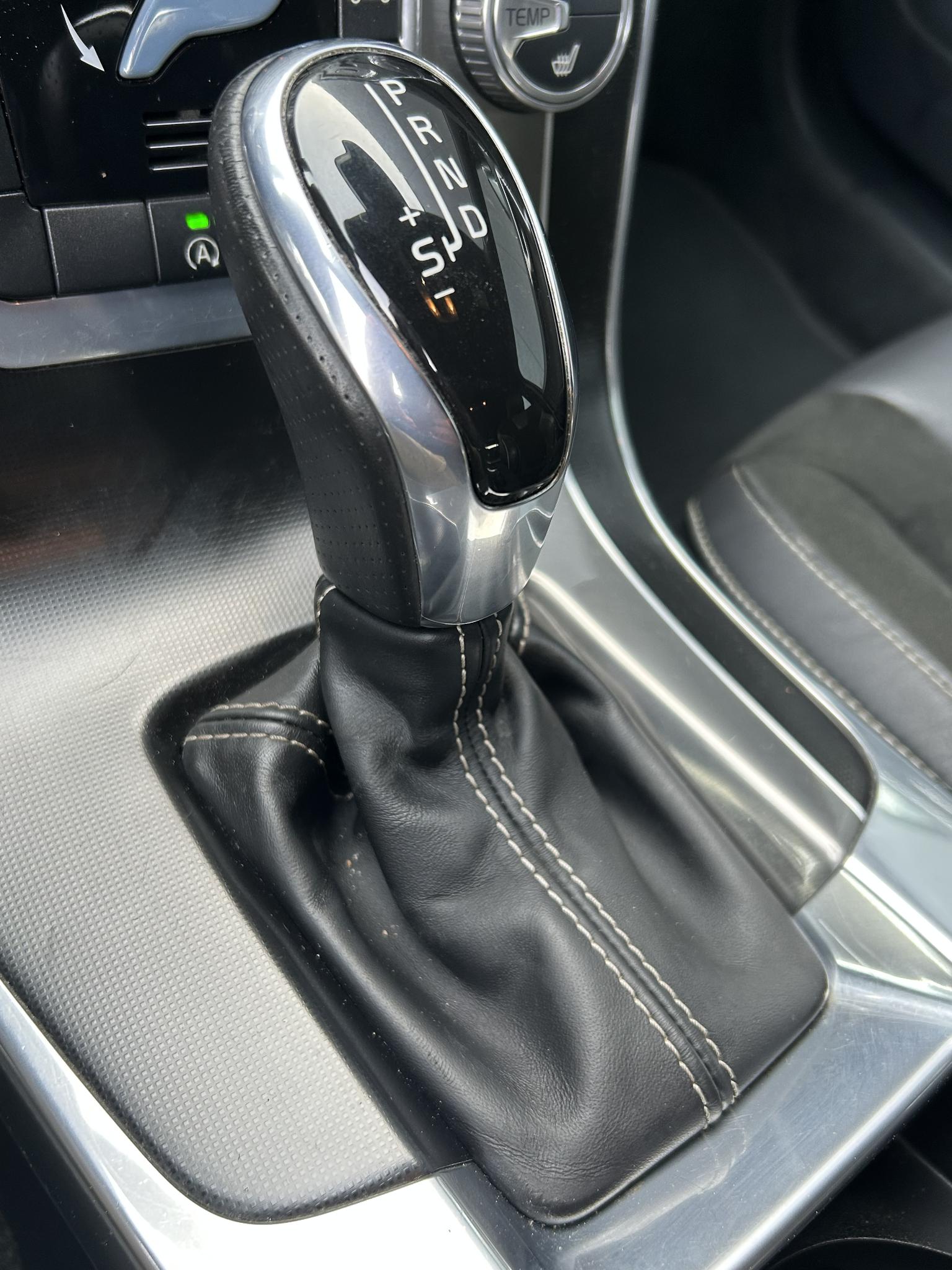 Volvo V60 - Foto 14
