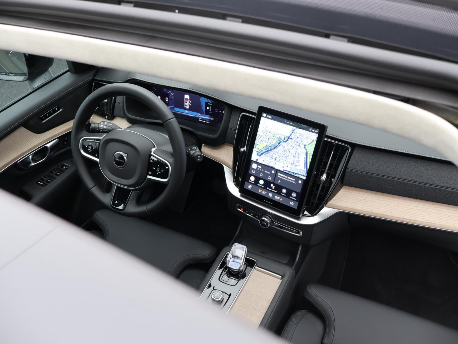 Volvo XC90 - Foto 18