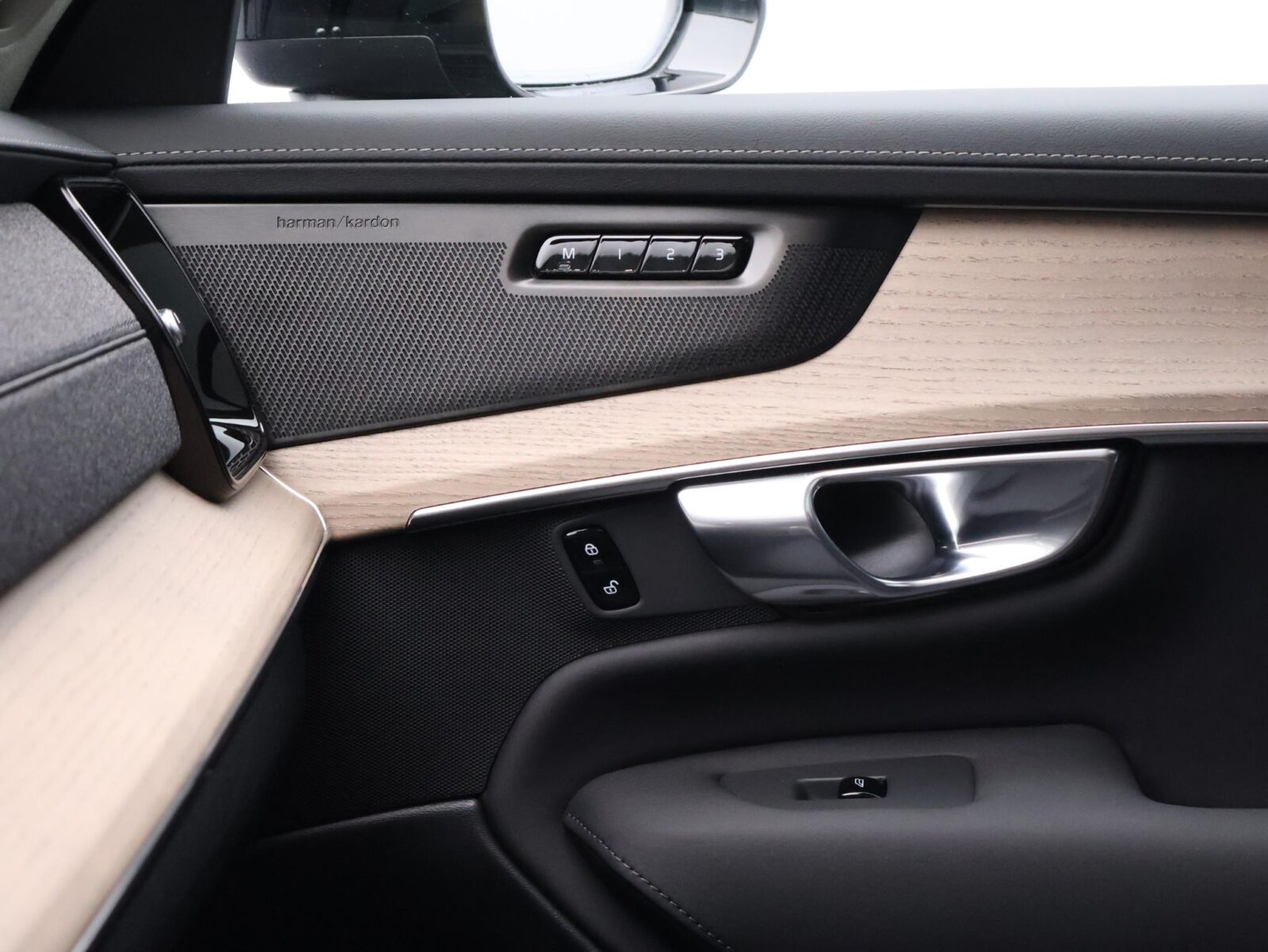 Volvo XC90 - Foto 22