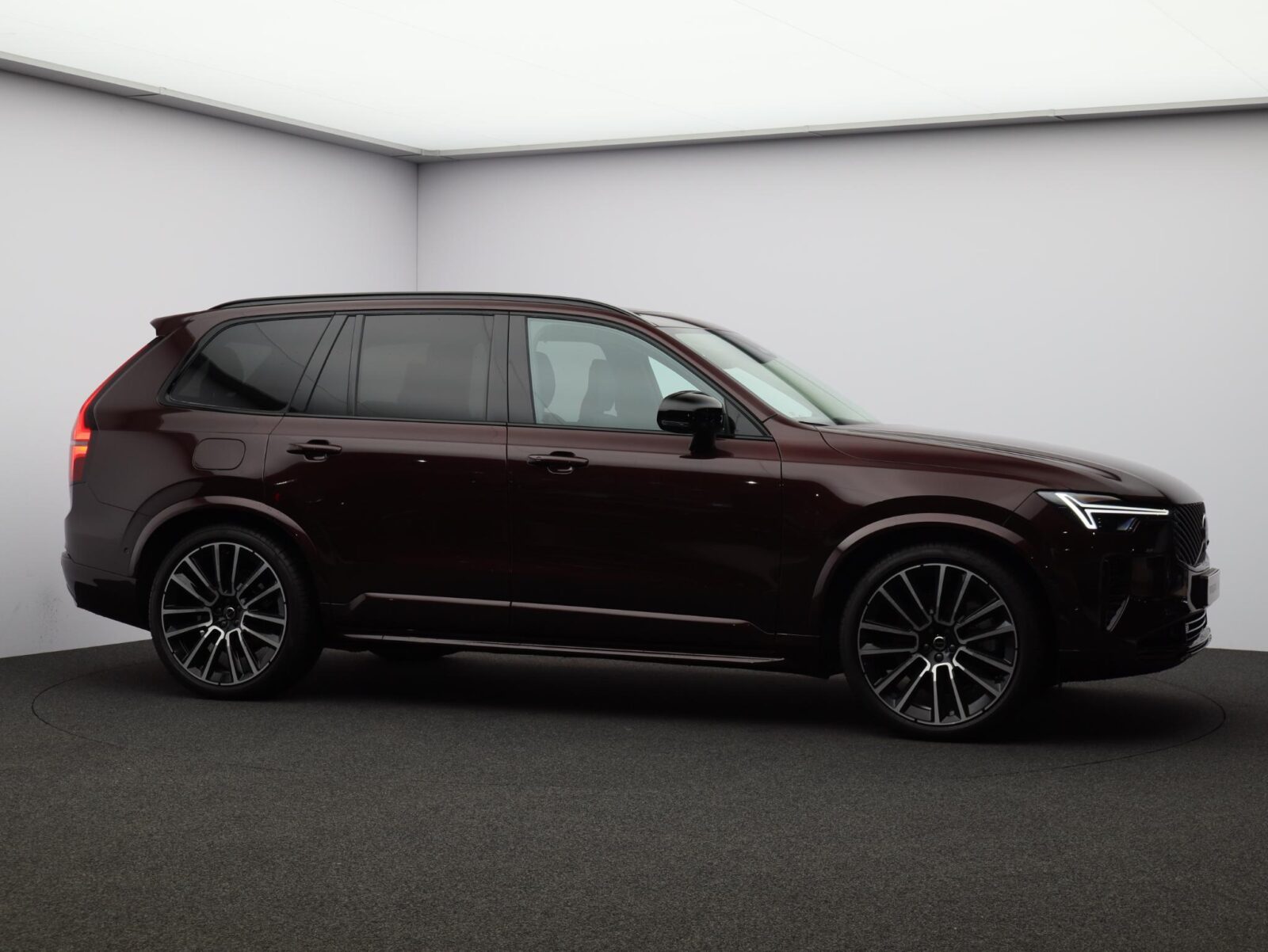 Volvo XC90 - Foto 33