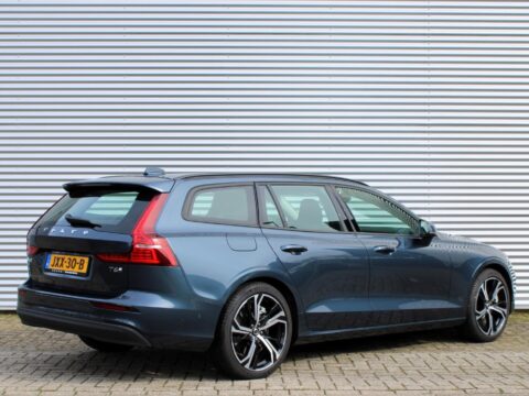 Volvo V60 2.0 T6 Plug-in hybrid AWD Core