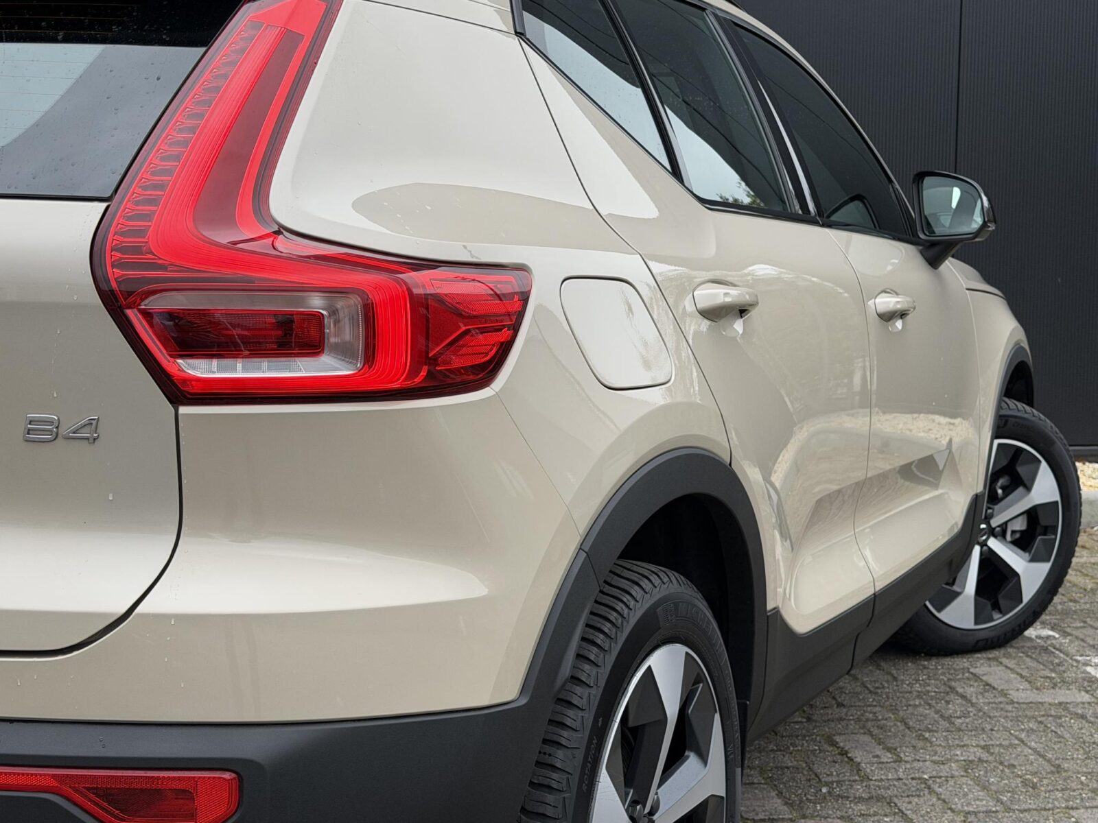 Volvo XC40 - Foto 15