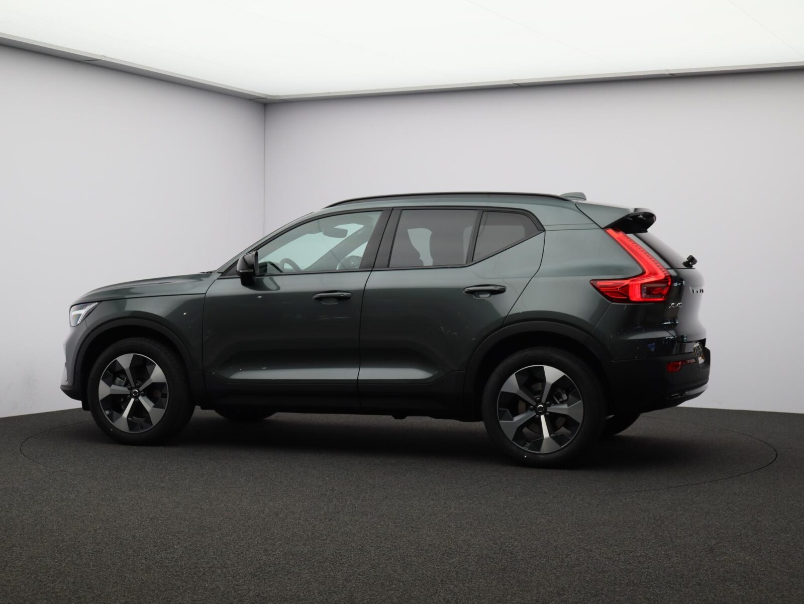 Volvo XC40 - Foto 17