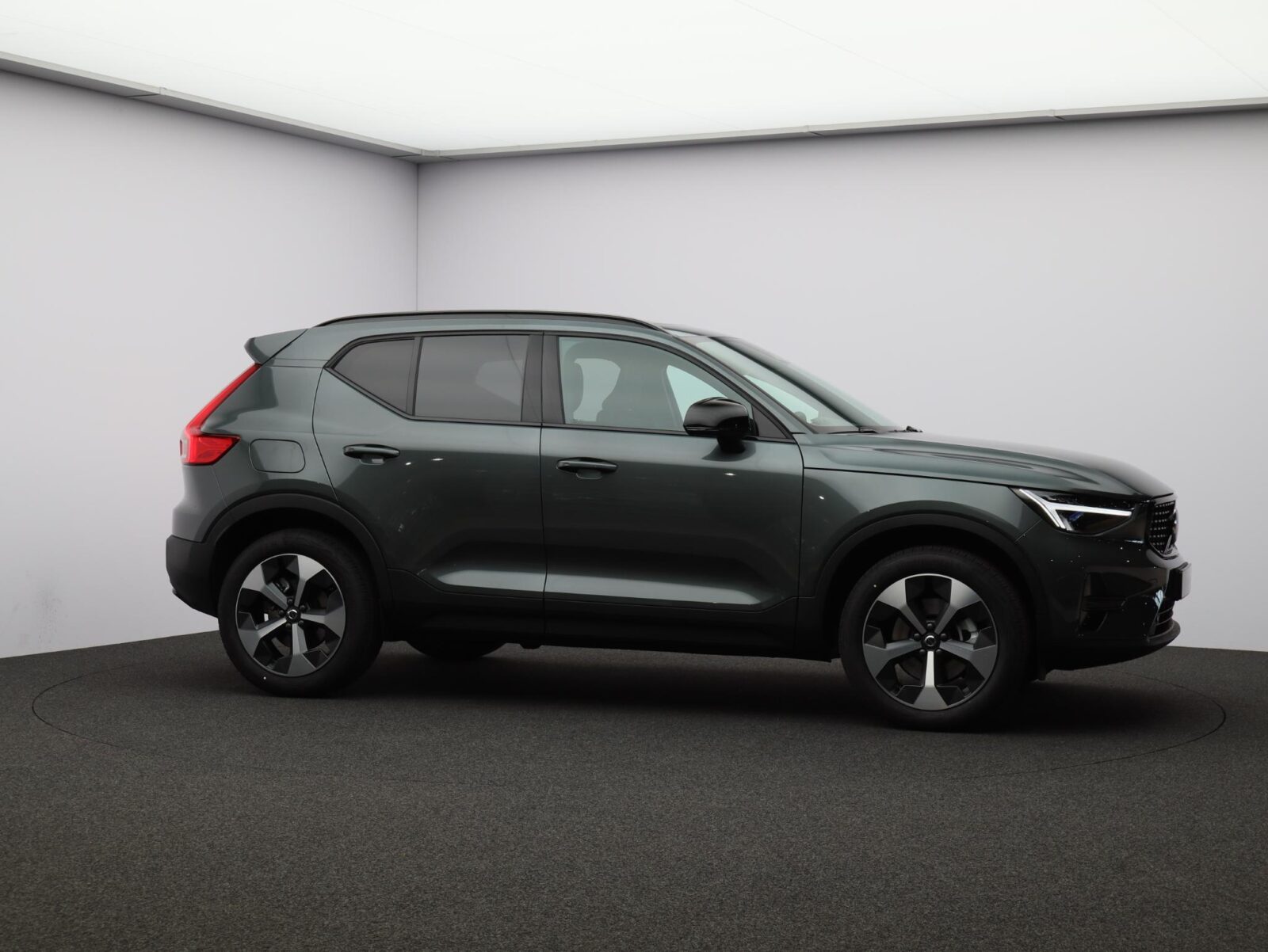 Volvo XC40 - Foto 23