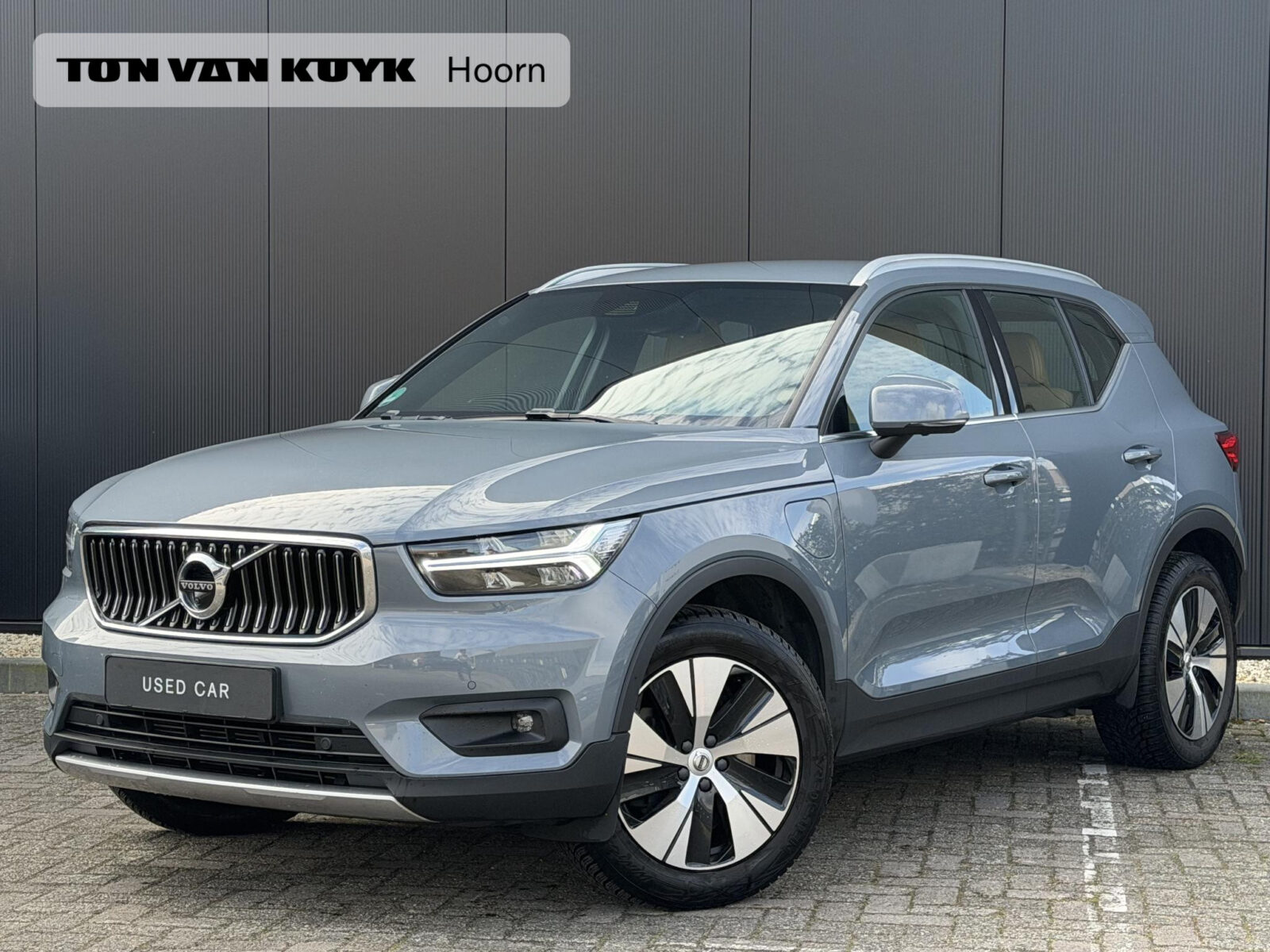 Volvo XC40 - Foto 1