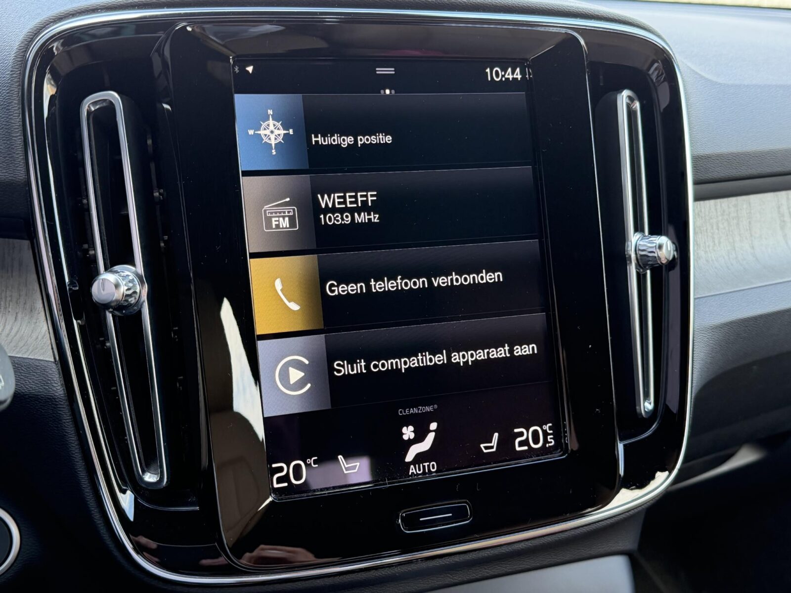 Volvo XC40 - Foto 10