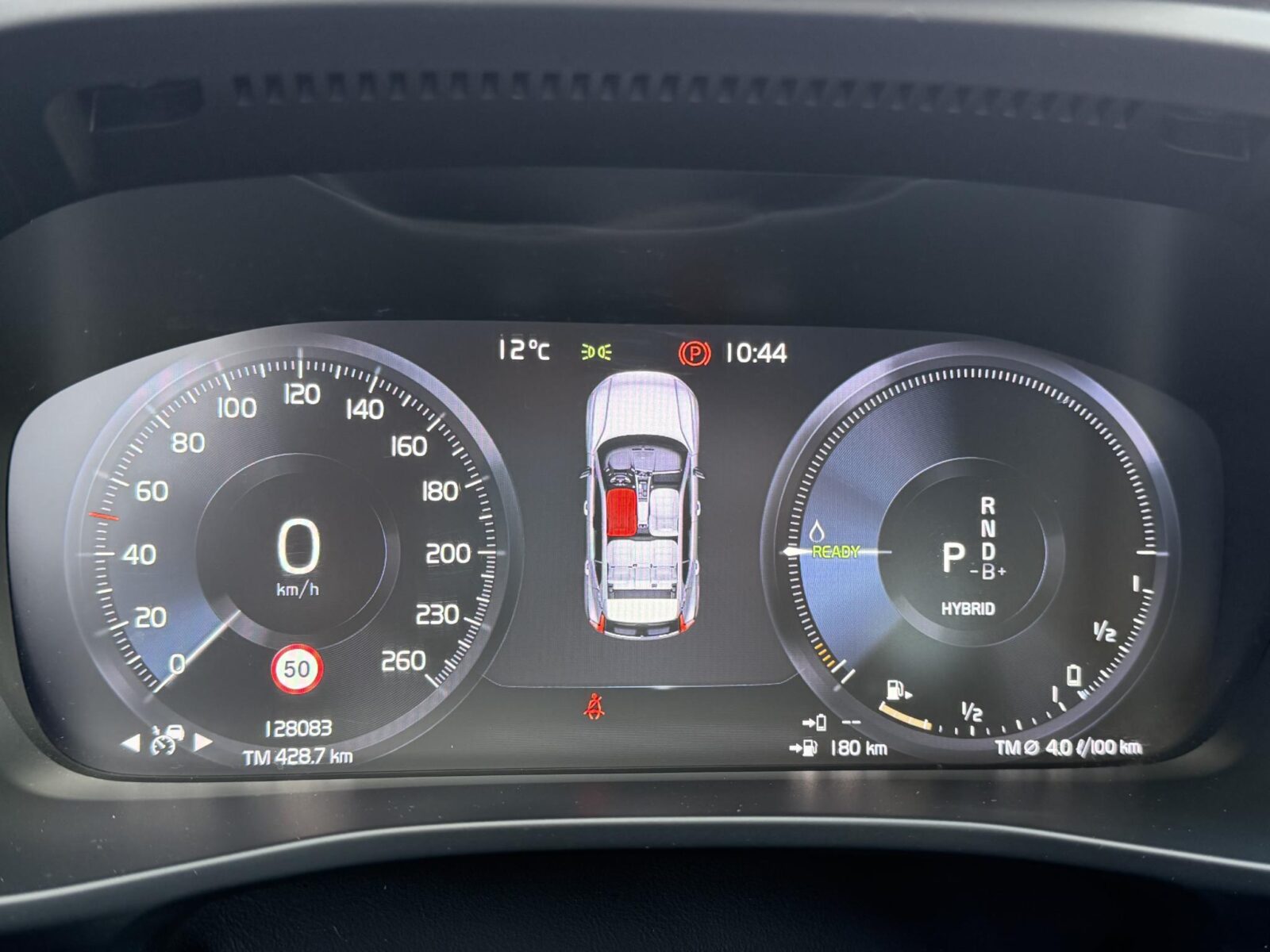 Volvo XC40 - Foto 9