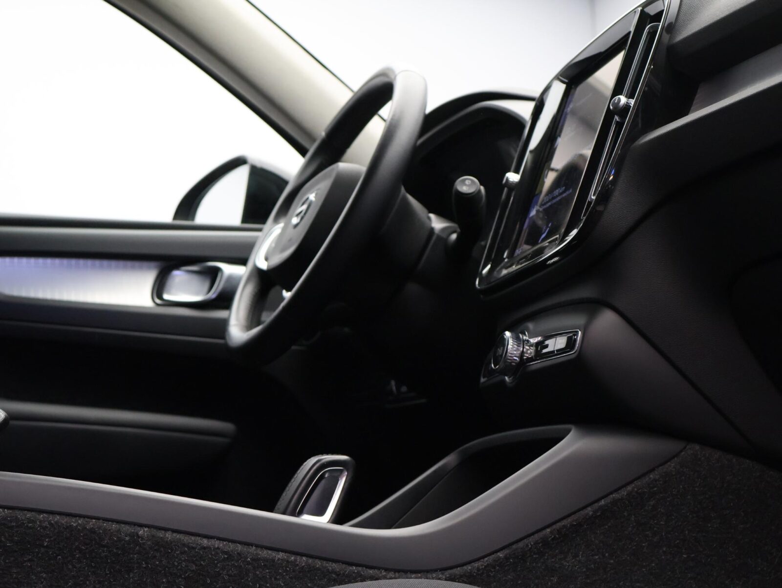 Volvo XC40 - Foto 11