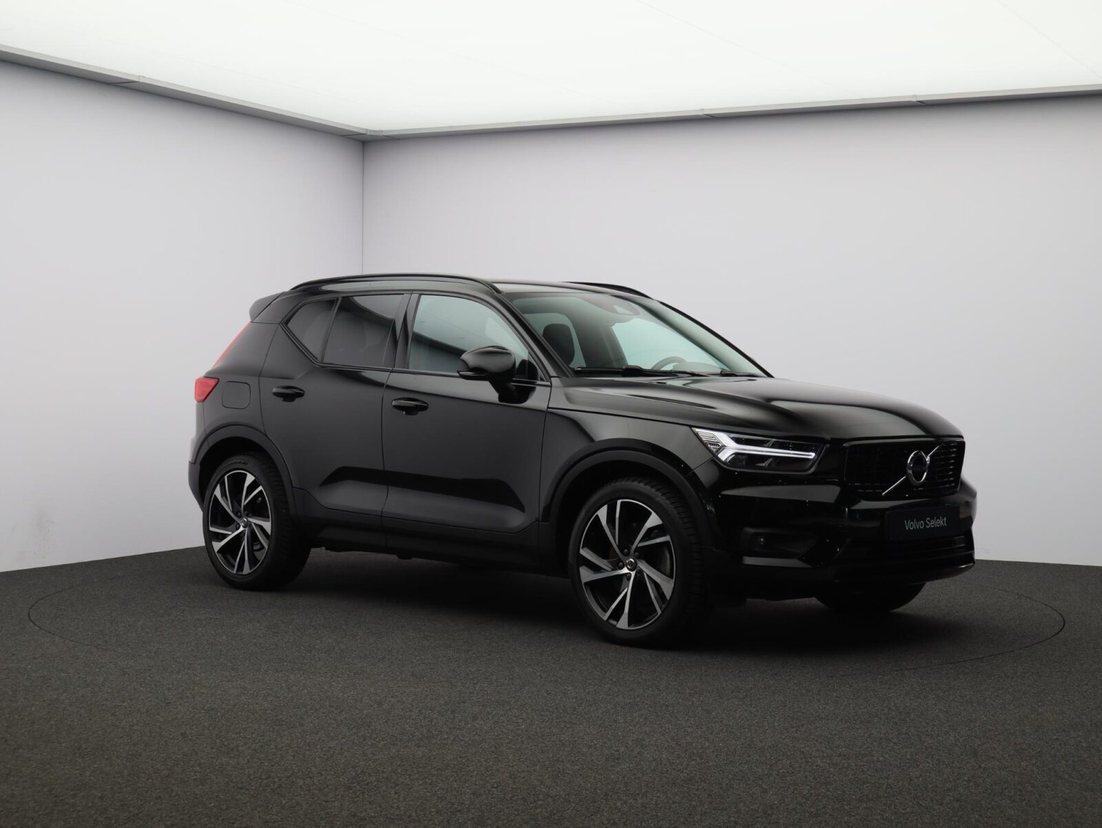 Volvo XC40 - Foto 32