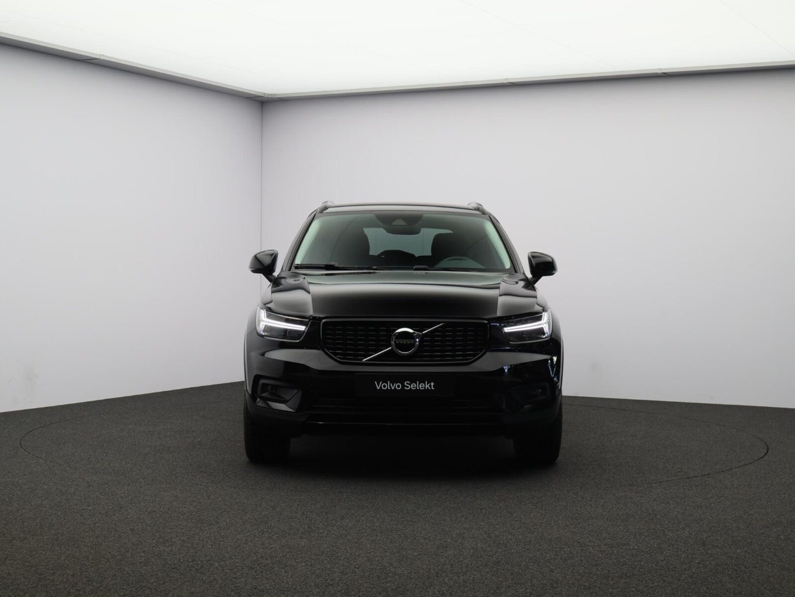 Volvo XC40 - Foto 34