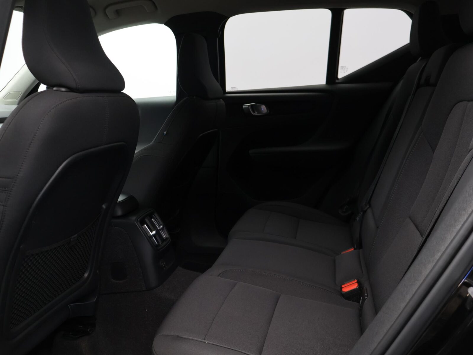 Volvo XC40 - Foto 8