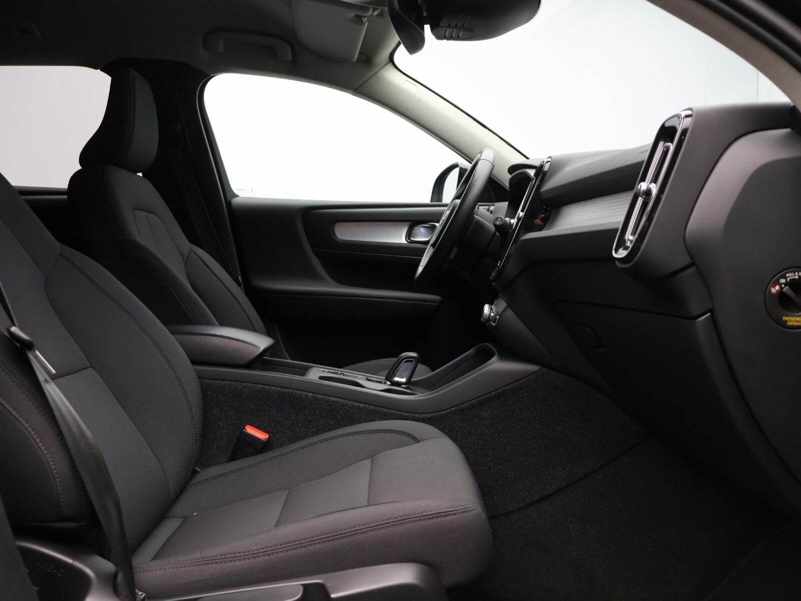 Volvo XC40 - Foto 9