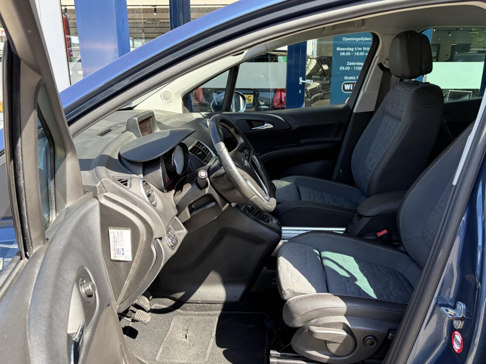 Opel Meriva - Foto 11