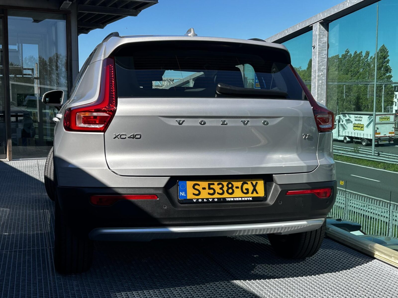 Volvo XC40 - Foto 3