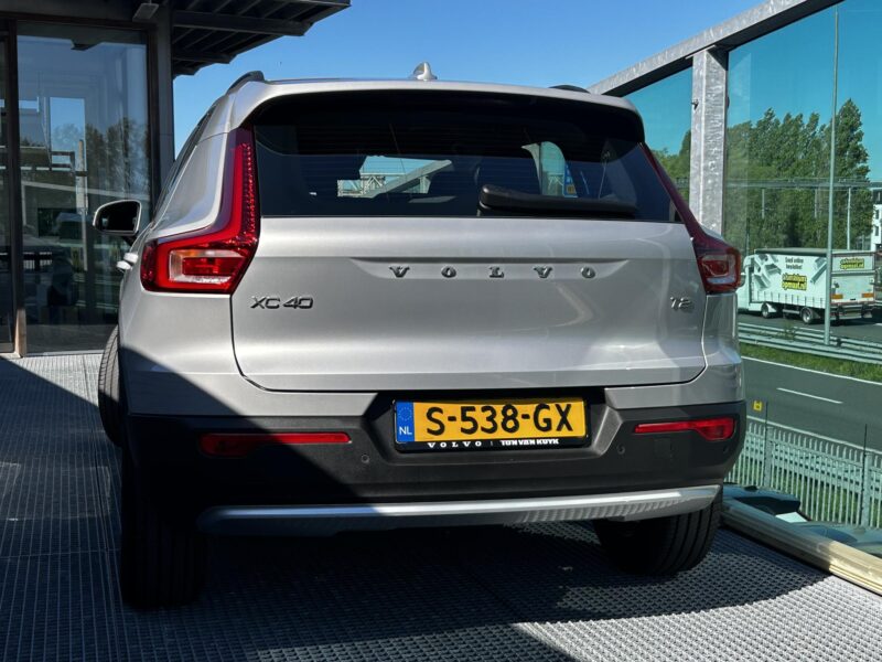 Volvo XC40 - Foto 3