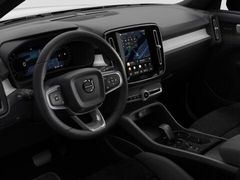 Volvo XC40 2.0 B4 Plus Black Edition