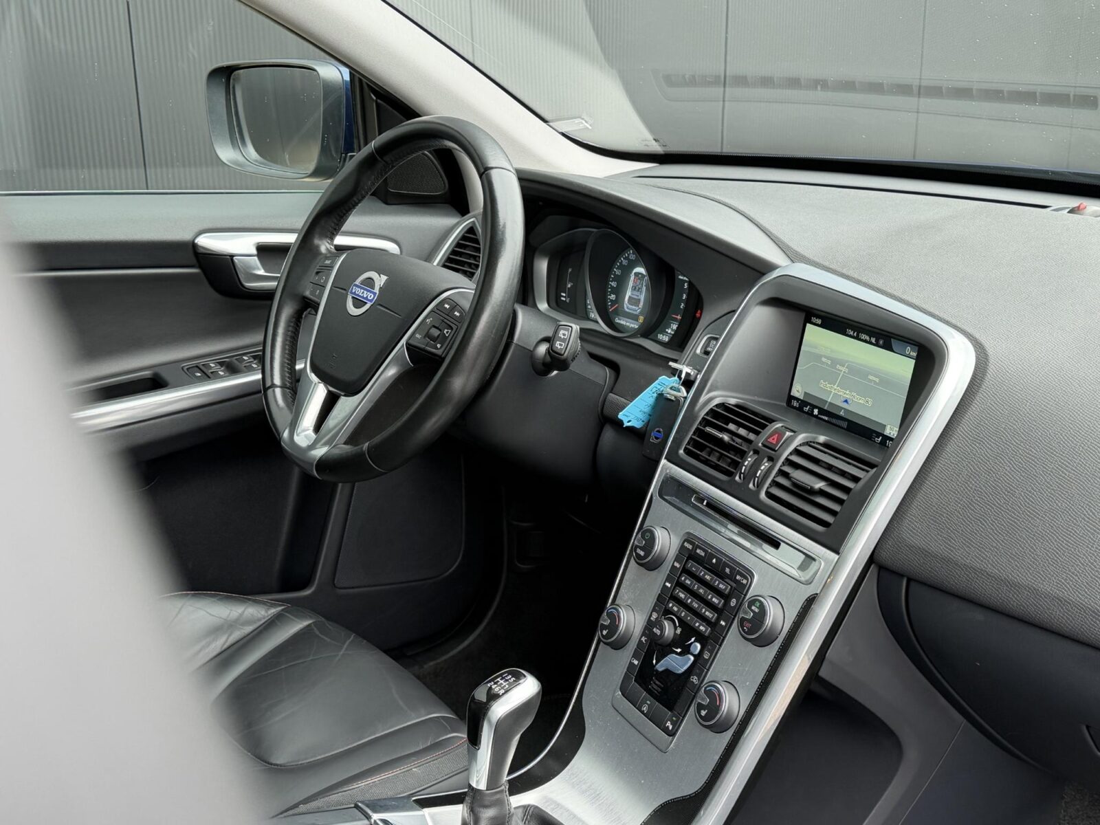 Volvo XC60 - Foto 7