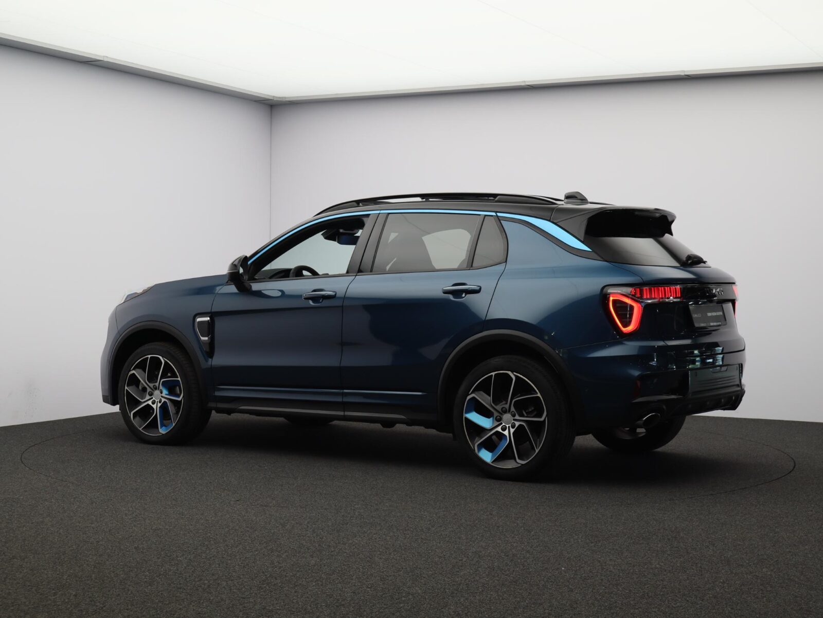Lynk & Co 01 - Foto 28