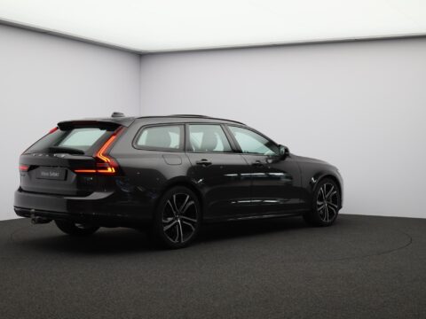 Volvo V90 2.0 T8 Plug-in hybrid AWD Ultra Dark